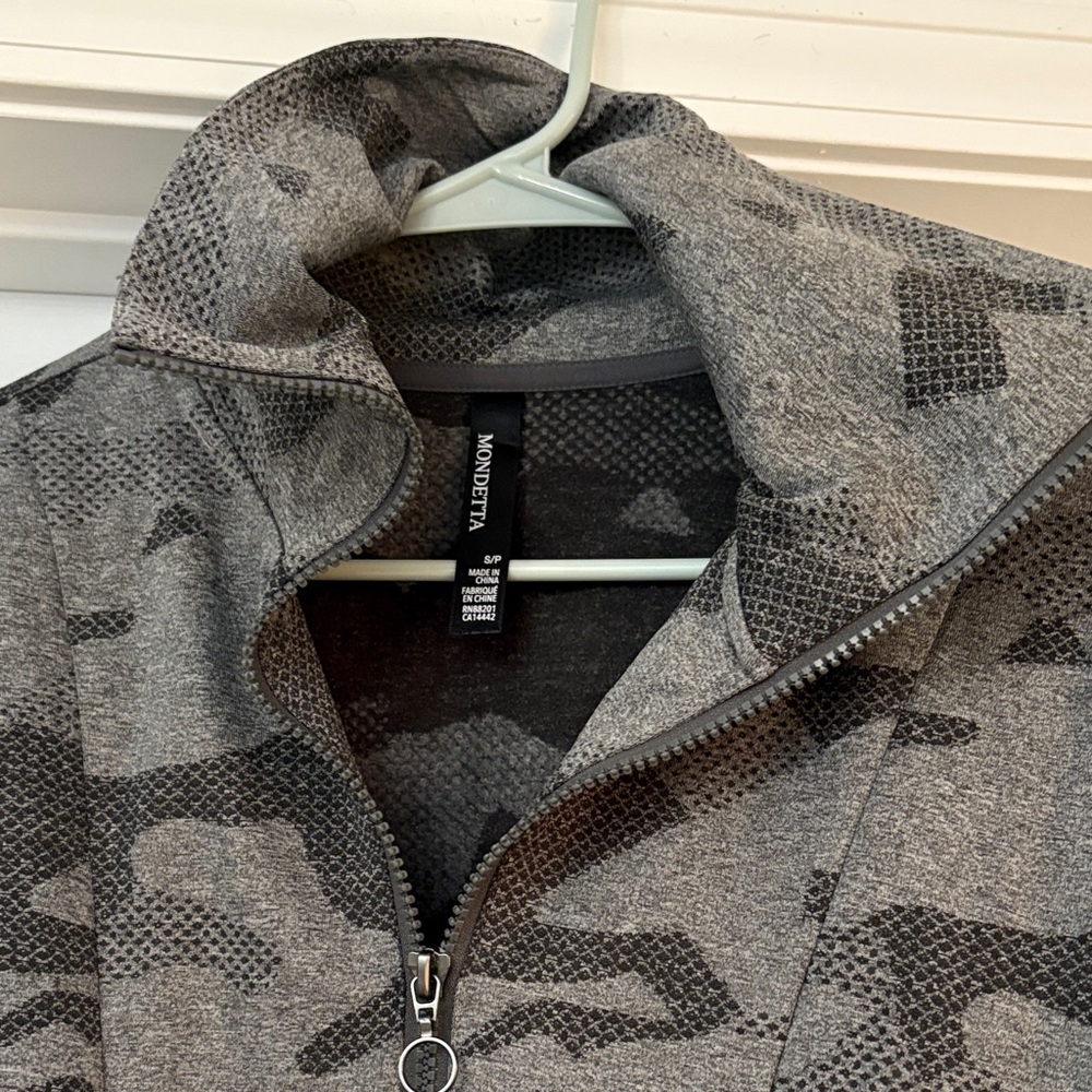 Mondetta Charcoal Camo High-Collar Jacket - Picture 5 of 11